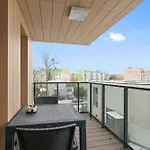 Plaza 41 By Triapart *