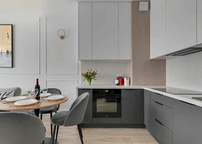 Plaza 41 By Triapart